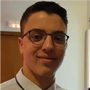 Etudiant en 3ème année de STAPS je pourrais vous aidez aussi bien dans les matières scientifiques (anatomie, biologie, anthropologie) que dans le domaine sportif (entrainement physique, conseil sportif,...)